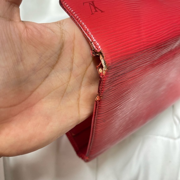 LV Red Epi Long Wallet - Picture 5 of 14